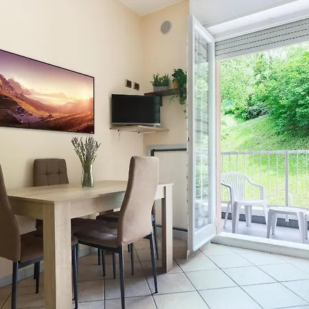 Free Netflix & Wi-fi And Mountain Apt.1 * Canzo